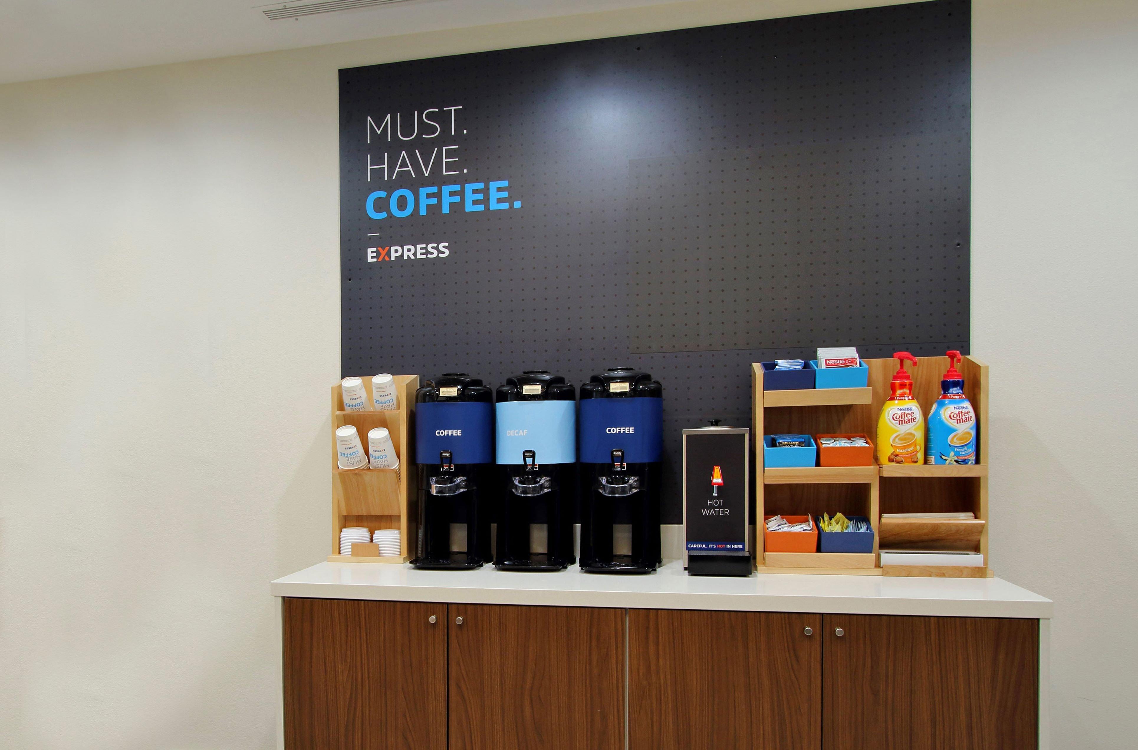 Holiday Inn Express Hotel & Suites Council Bluffs - Convention Center Area By Ihg Bagian luar foto